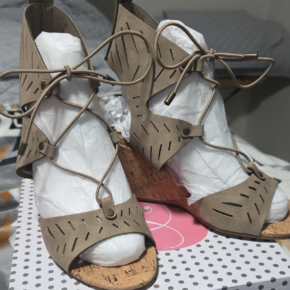 Elegant Taupe Wedge Sandals